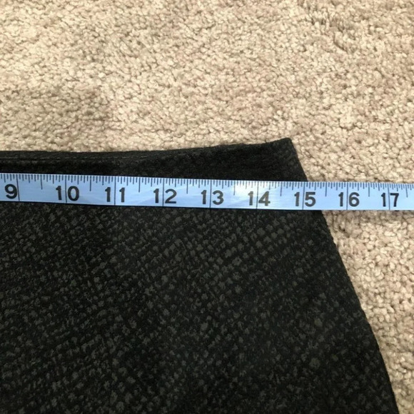 d'aquela Black snake print skirt Size 14 Made in Spain - Picture 8 of 9